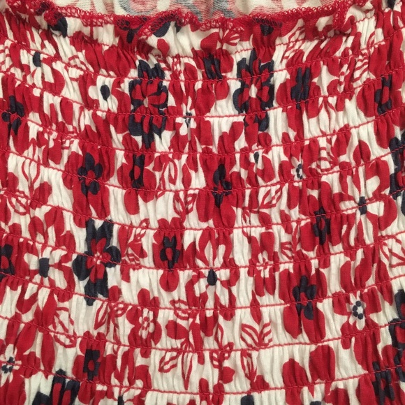 Floral Red Top - Picture 4 of 5